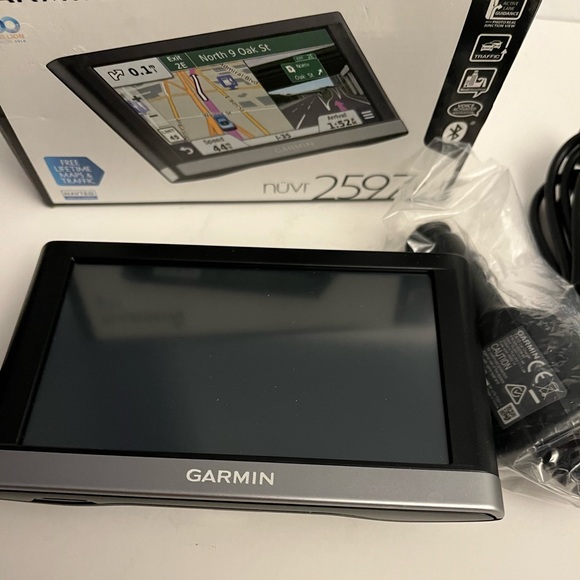 Garmin nüvi GPS 2597 LMT - Picture 3 of 4